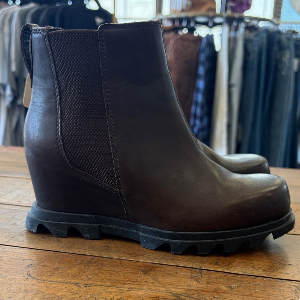 Sorel Womens Brown Leather Chukka Wedge Boots